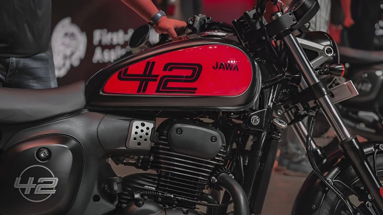 Jawa 42 FJ